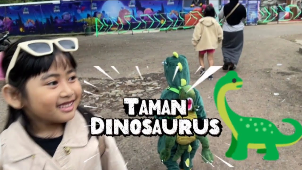Main Ke Taman Dinosaurus 