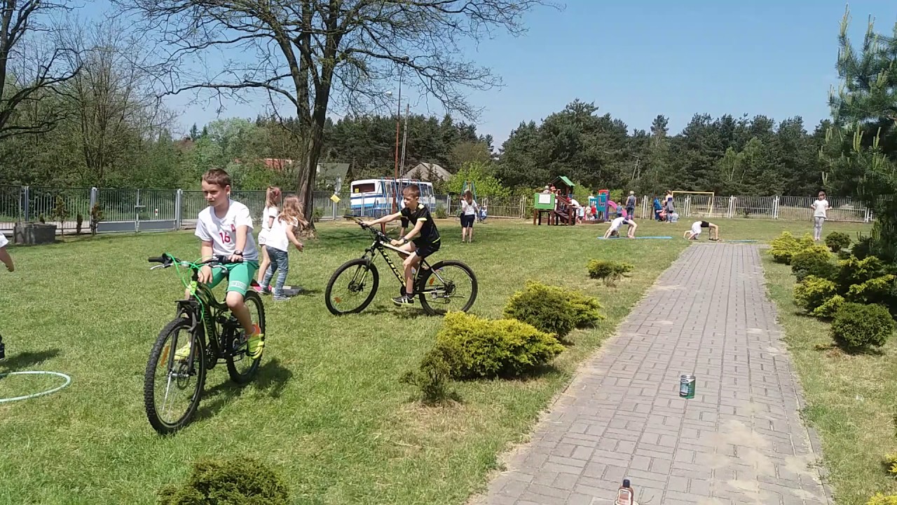 Kolorowe boiska SP SIAMOSZYCE