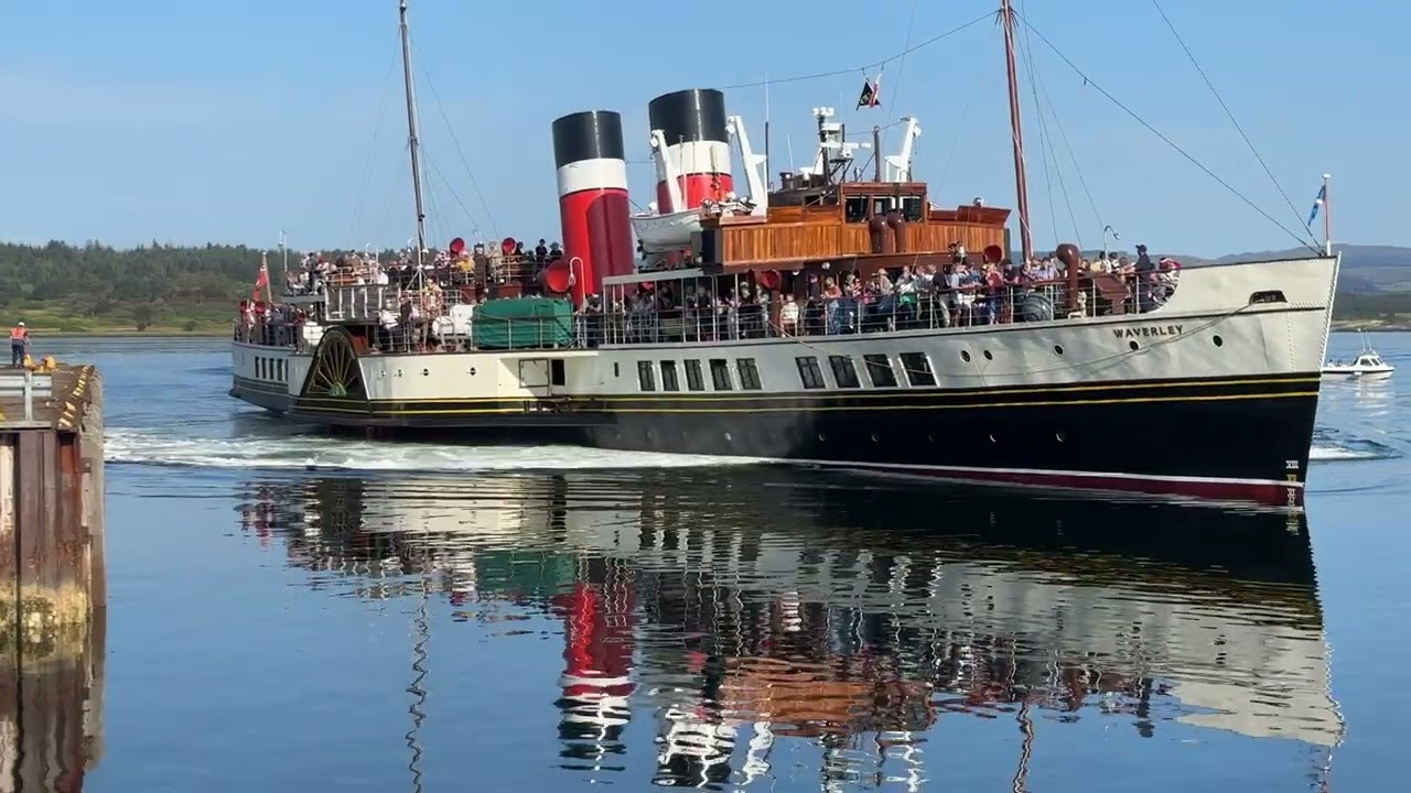 Waverley arrived at ardrishaig 2025