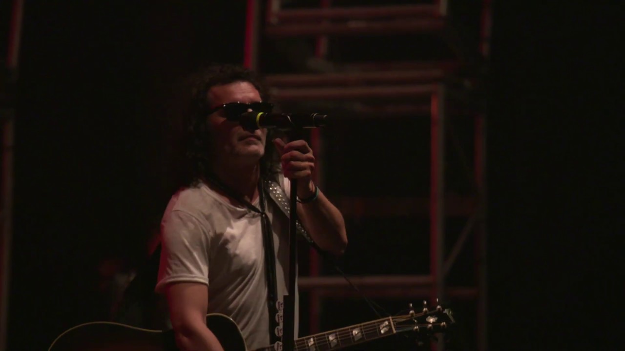 5 - Los Pérez García - Salud! - Tren Fantasma - En Vivo (Gran Rex)