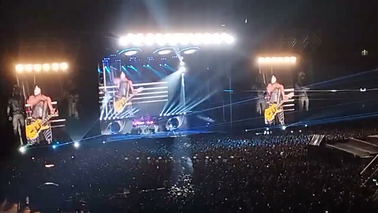 Kiss - Love Gun (Fragmento) - (Monsters of Rock Bogotá - Abril 2023)