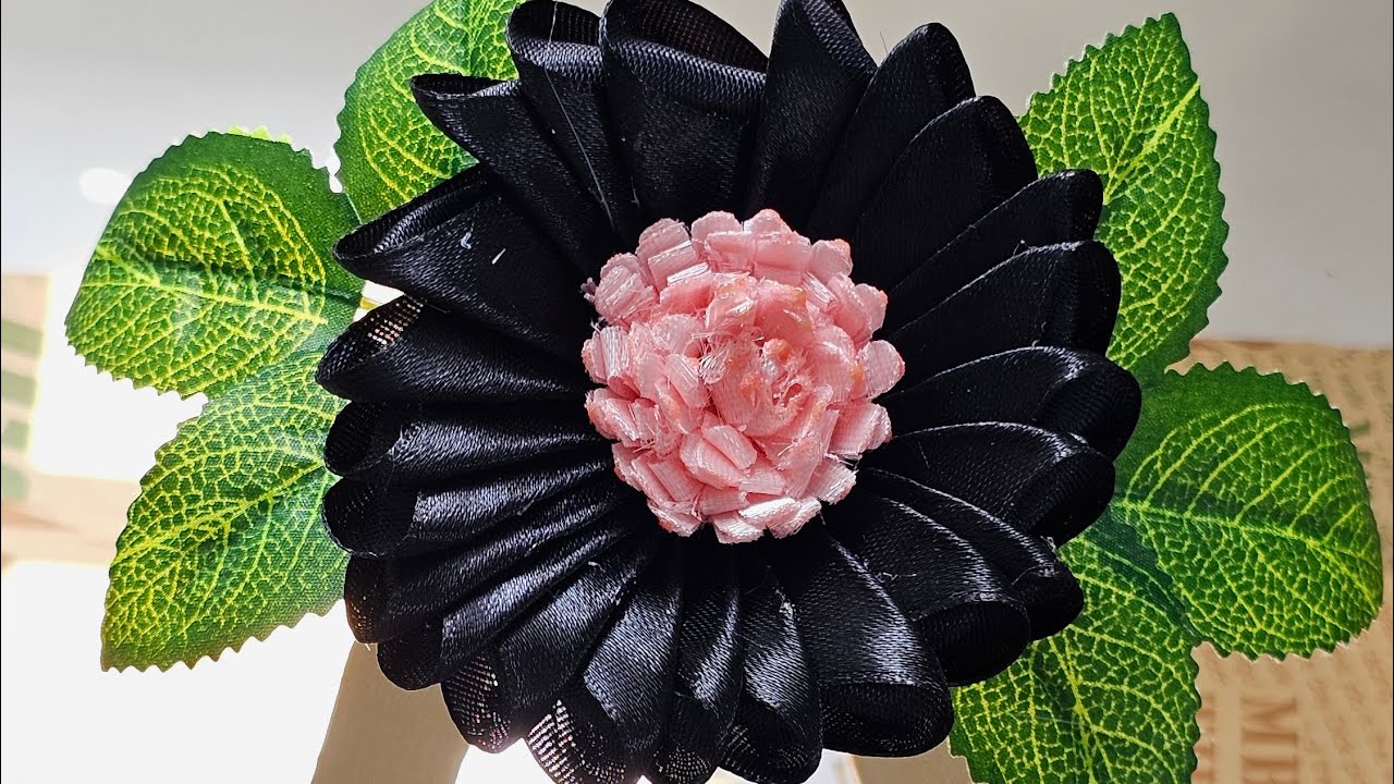 Идеи для создания цветов из лент своими руками 🌸 | Простые поделки для начинающих