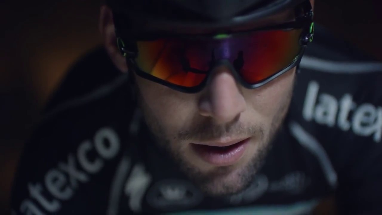 Oakley Jawbreaker with Mark Cavendish