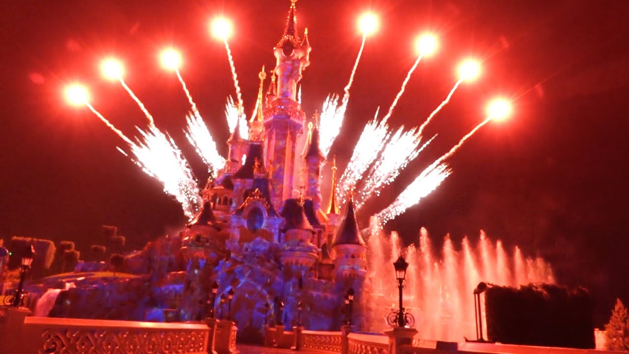 Disney Dreams of Christmas Disneyland Paris