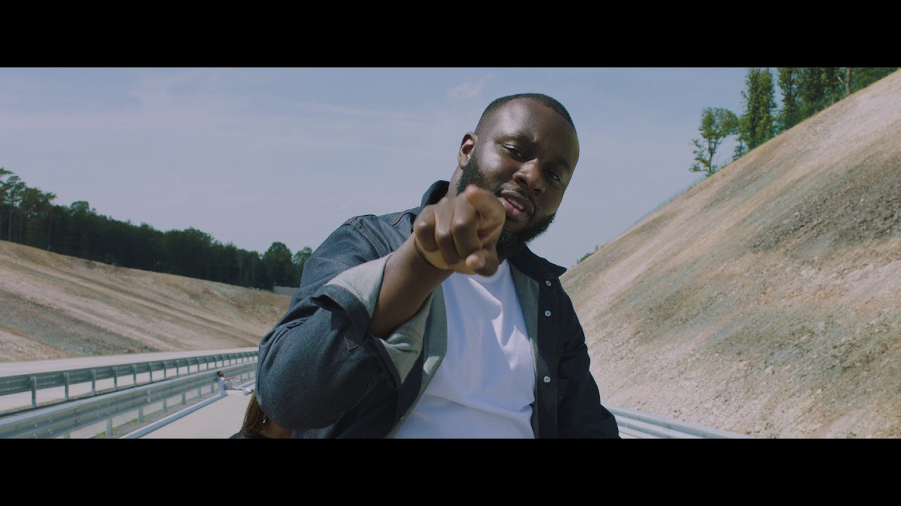 Abou Debeing - Coeur d&eacute;moli (Clip Officiel)