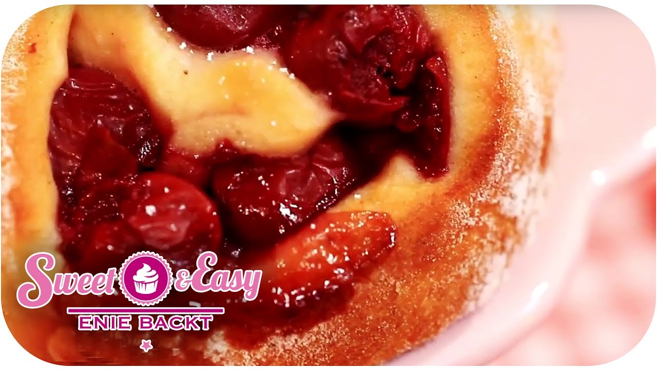 Sauerkirsch-Schnecken | Sweet & Easy - Enie backt | sixx