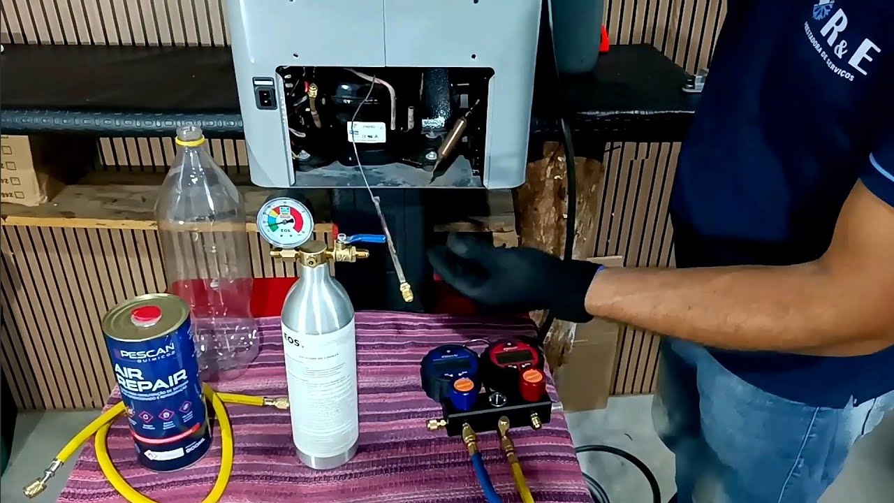 Como fazer limpeza do sistema de geladeira