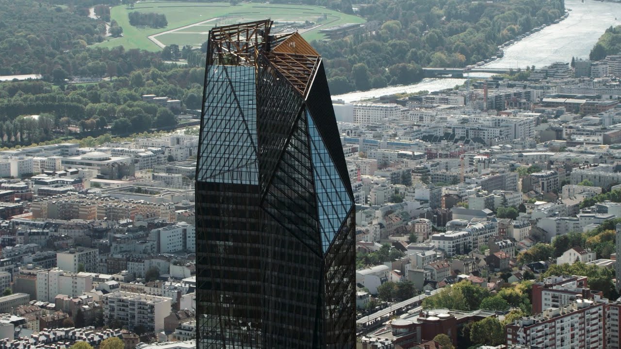 ARCHI URBAIN (18/17) : Jean Nouvel / Hekla (Paris)