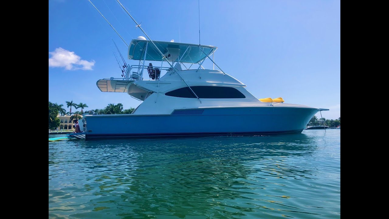 54 Bertram Convertible (Miami Boat Show)