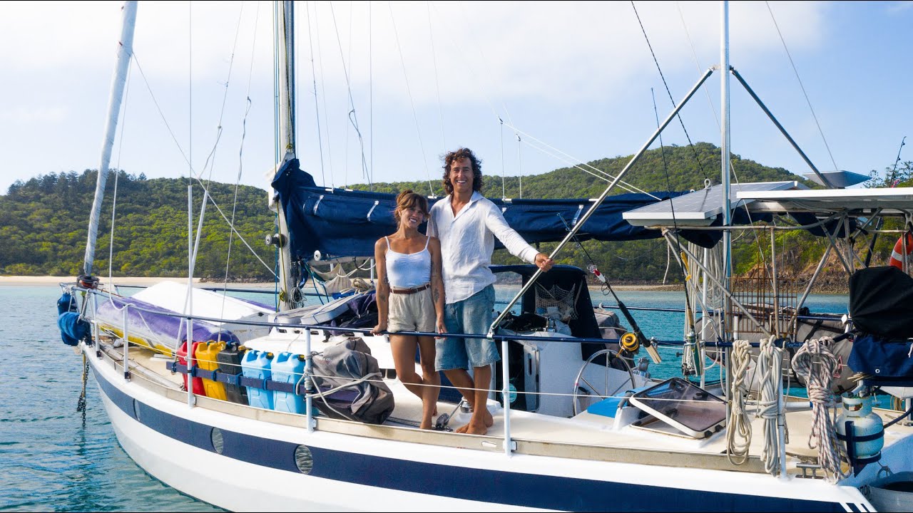 Old Furler costs 2 cases of beer: installation with pro rigger on 40yr old sailboat - Episode 72