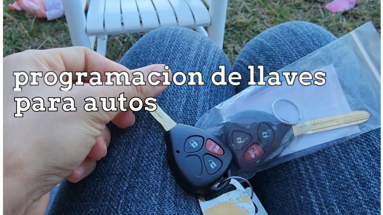 Cómo programar una llave a control remoto para carro Toyota Rav4 fácil