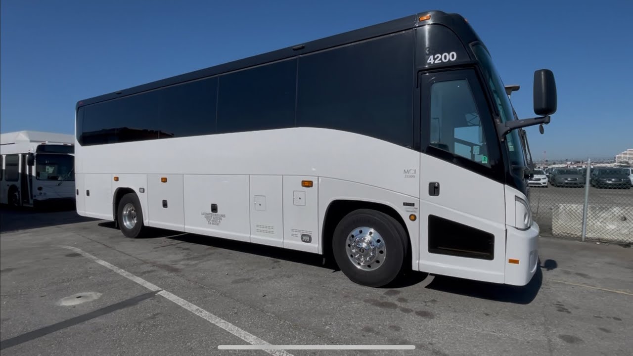 2020 MCI J3500 from Los Angeles home of the 2028 Olympics !!