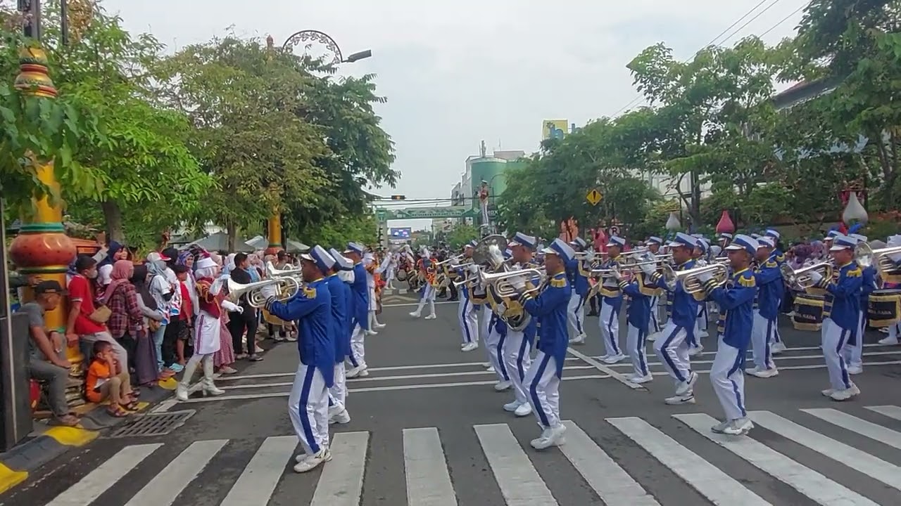 GEMA TARUNA NADA SMKN 1 WONOASRI  - STREET PARADE MARCHING BAND KOTA MADIUN - KAPOLRESTA CUP MADIUN 