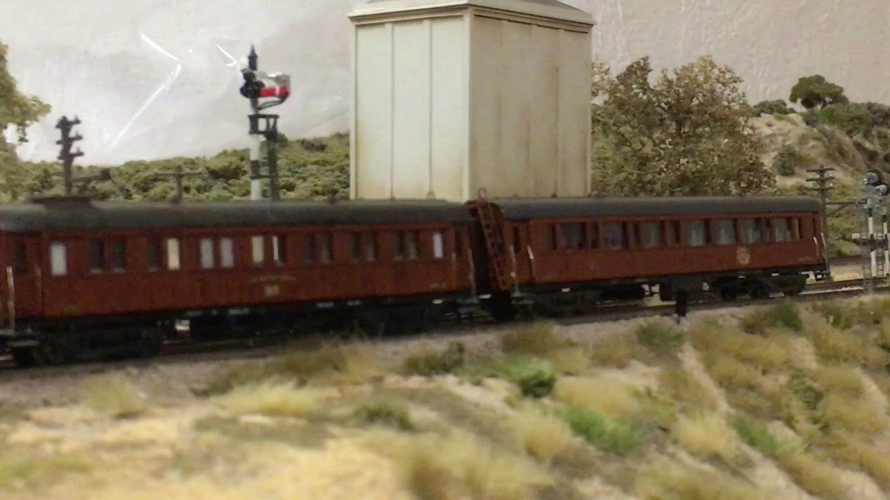 RENFE 232 (ex-MZA) and Ibertren coaches