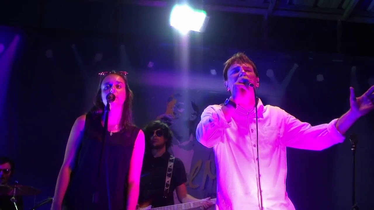 Danielmas band live Subeme la Radio