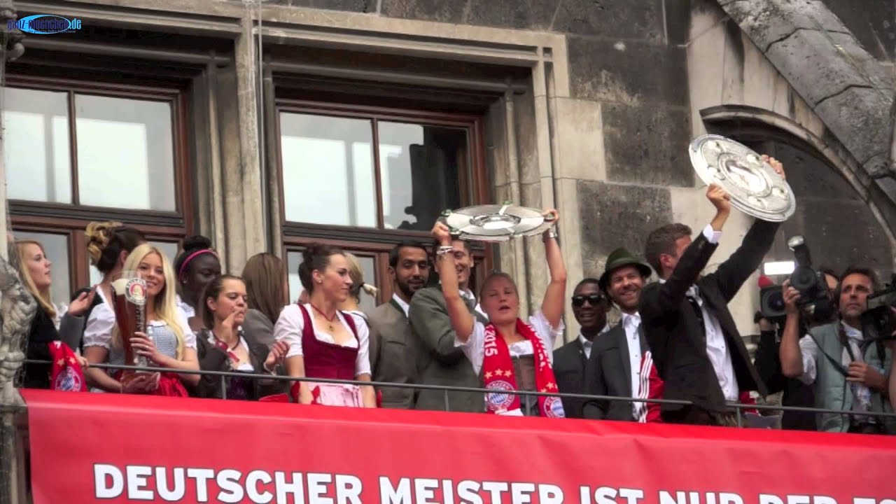 Leonie Maier & Thomas Müller @ FCB Meisterfeier 2015 am 24.05.2015