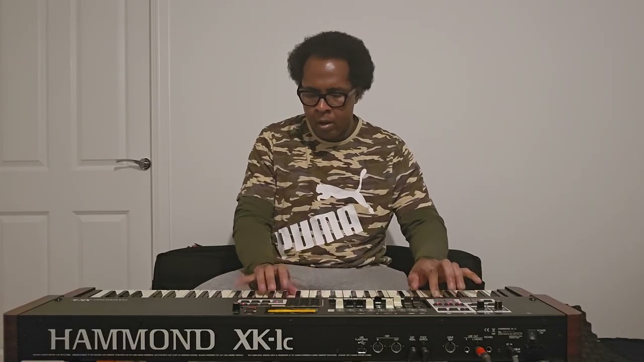 This is my version of Tony Royster Jr Jazz Fusion Song called 10 minutes#Solo#improvisation#Organ.