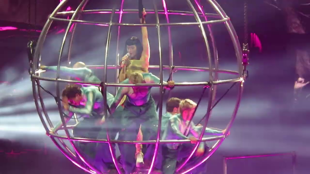 Katy Perry I Kissed a Girl Lifetimes Tour Toronto August 5th 2025