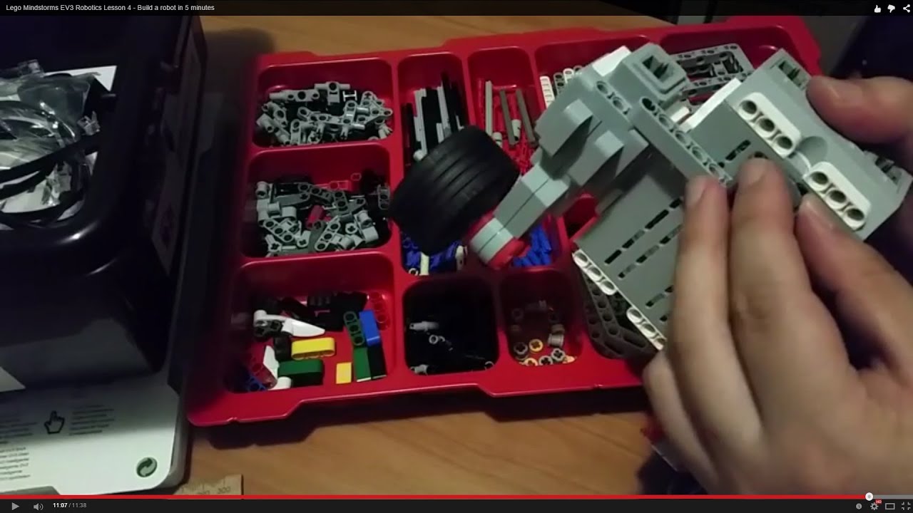 Lego Mindstorms EV3 Robotics Lesson 4 - Build a robot in 5 minutes