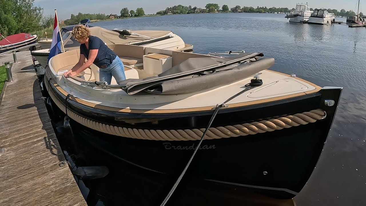 MARIL 7NXT, eerste afvaart, kijken op de boot.