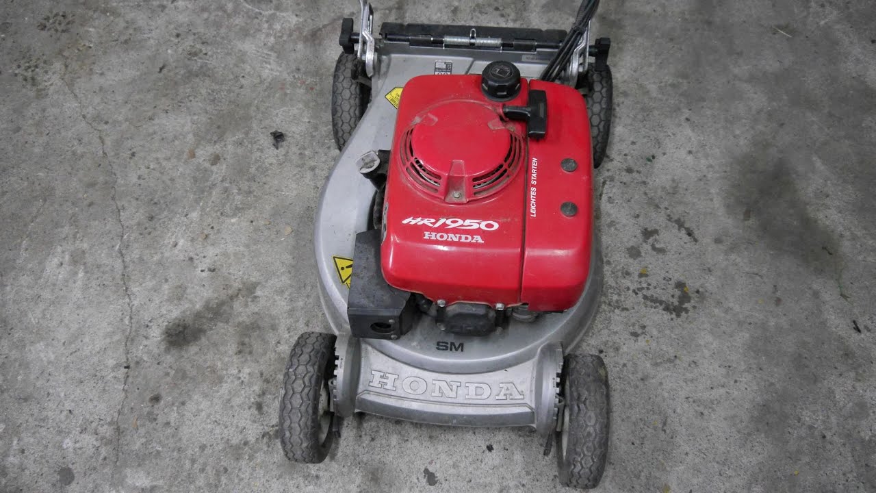 #RPGarażowo. Kosiarka Honda HR 1950. Przegląd. Próba odpalenia. Syf w gaźniku.
