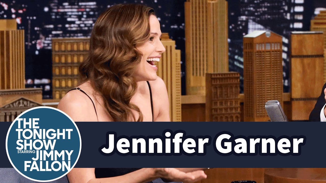 Jennifer Garner's Oscar Dress Caused a Big Bathroom Emergency