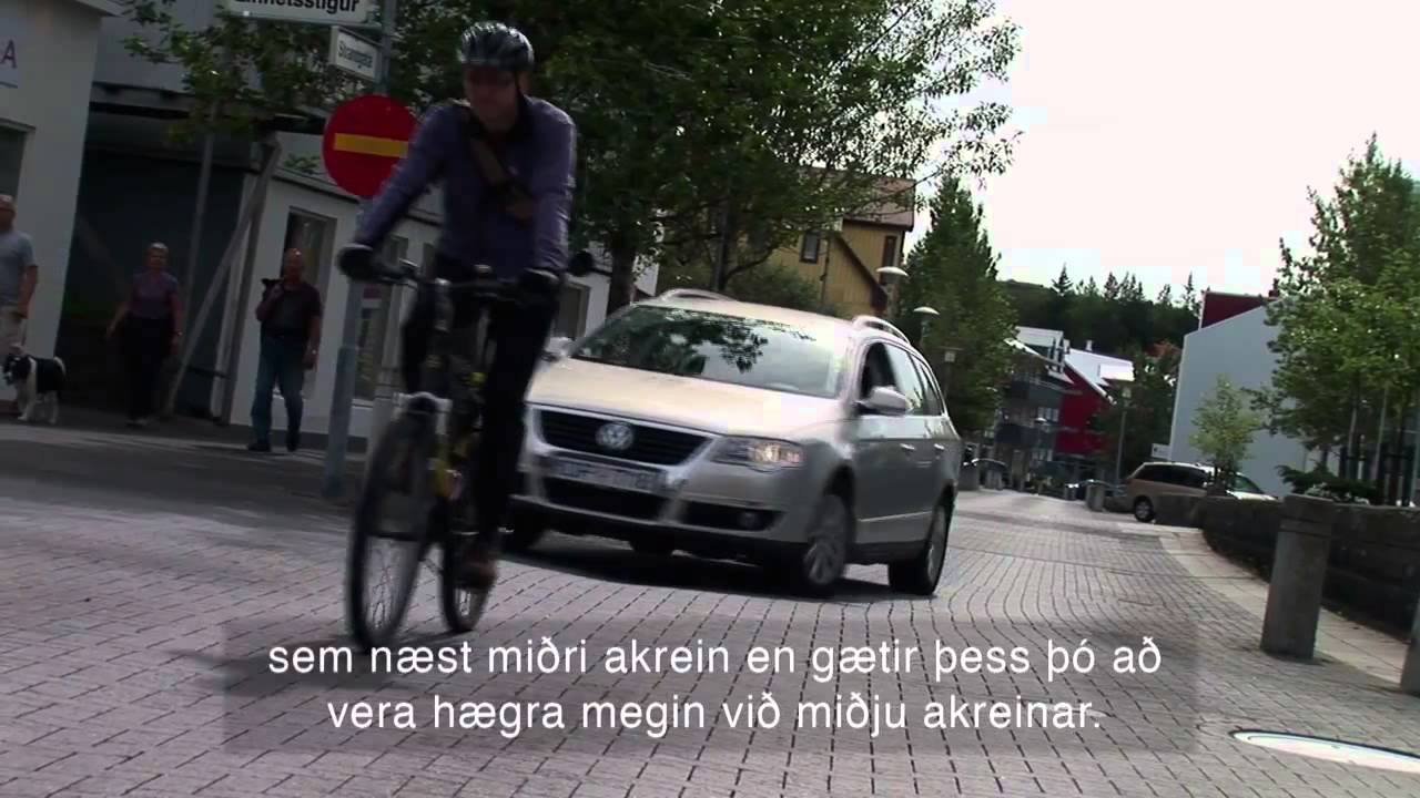 Hj&oacute;la&eth; &aacute; akbraut