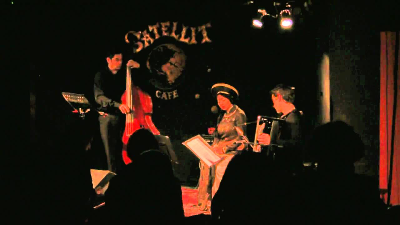 Huong Thanh & Bruno Maurice with guest Jean Bardy : 'Diem Xua' (TCS)