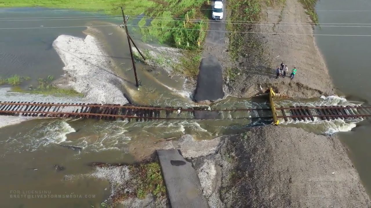 08-30-2021 Braithwaite, LA-Hurricane Ida Levee Overtopped- homes deep in water- drone