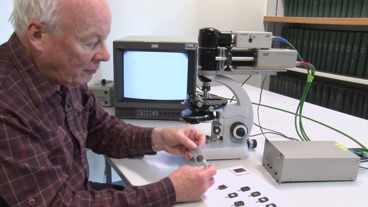 Understanding the Light Microscope by Peter Evennett