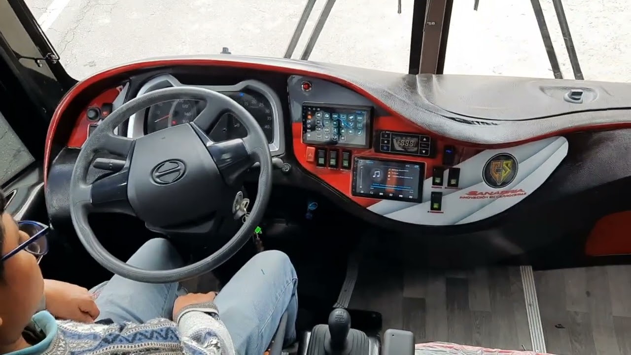Hino Fc Carrocerías Sanabria | Elegancia de bus!!
