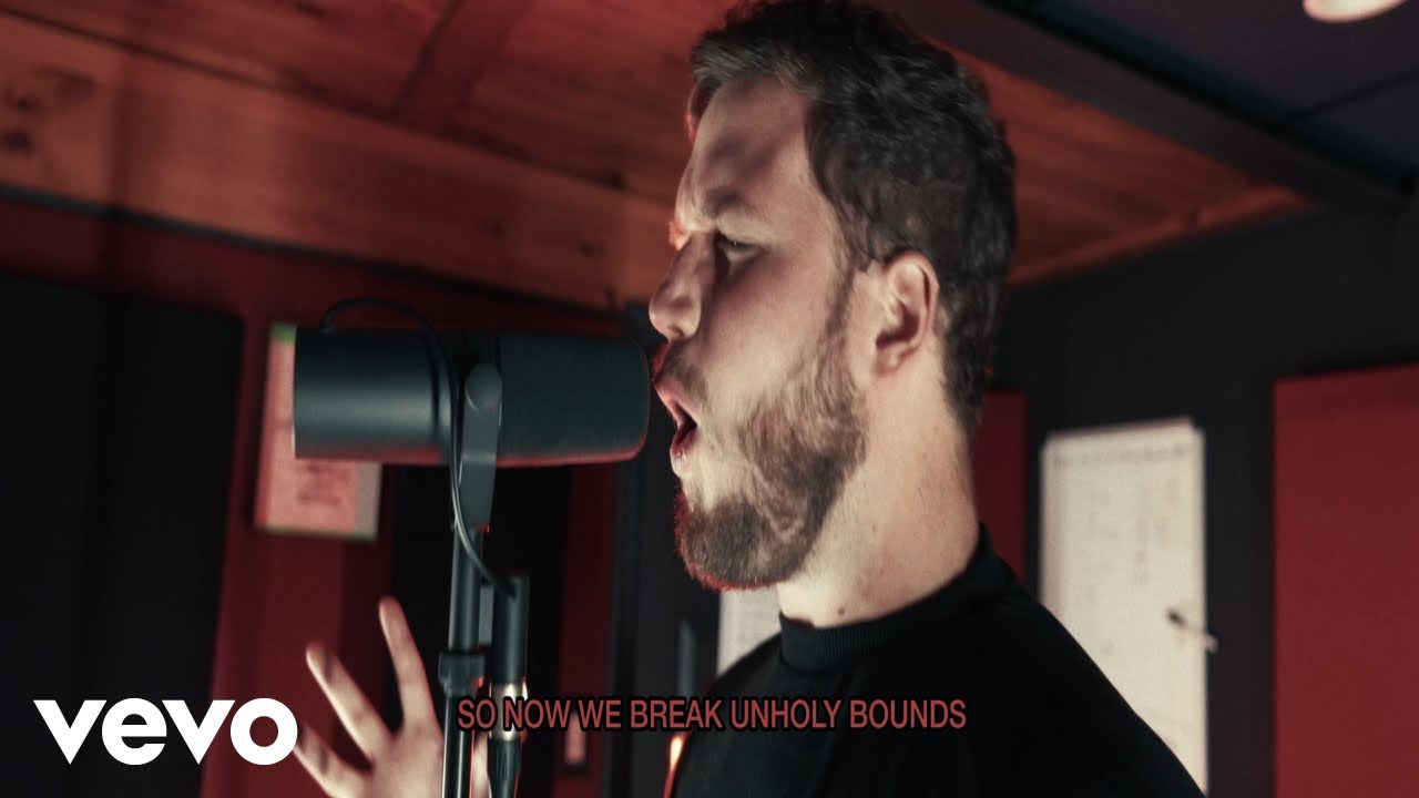 UltraViolent - SUPERMASSIVE