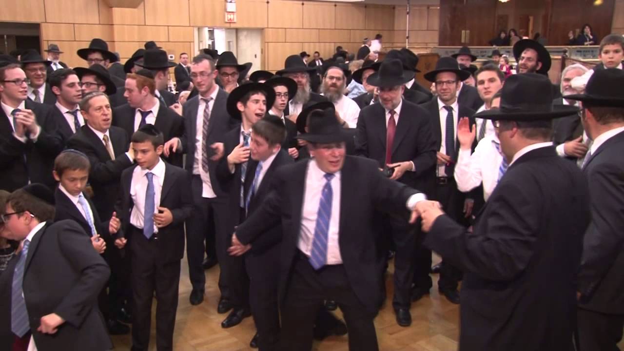 Miriam & Yosef's Wedding at Shaare Tova Synagogue