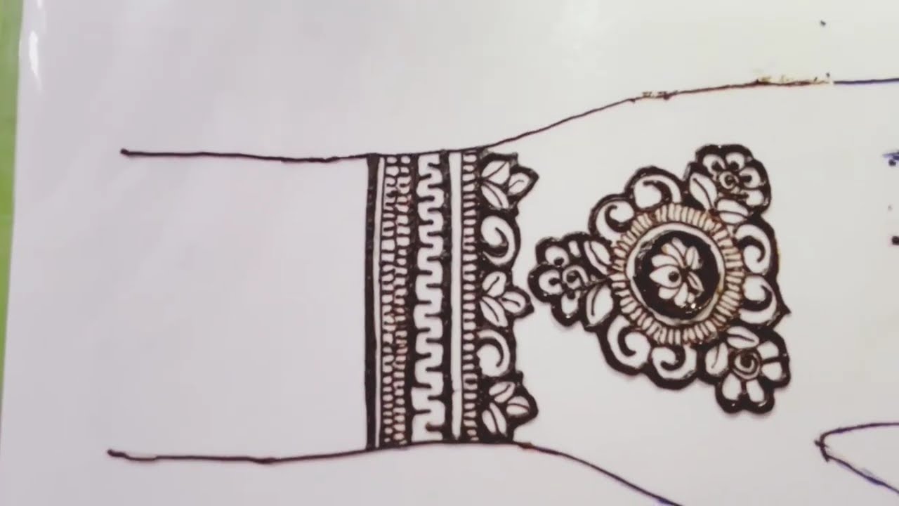 Cut work mehndi design