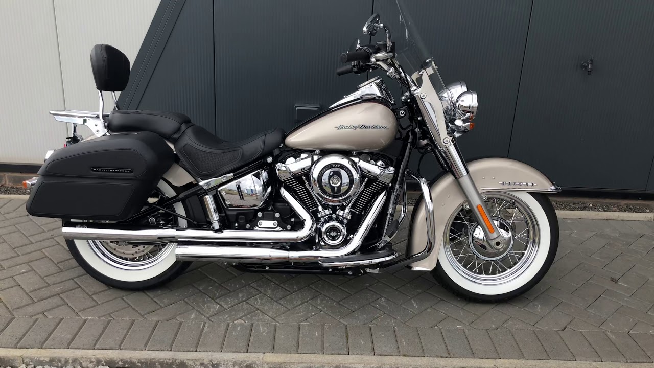 2018 Harley-Davidson Softail Deluxe