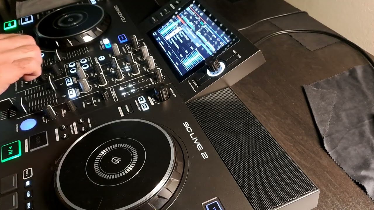 House and Deep Jazz- by Dj Max from Italy...🇮🇹