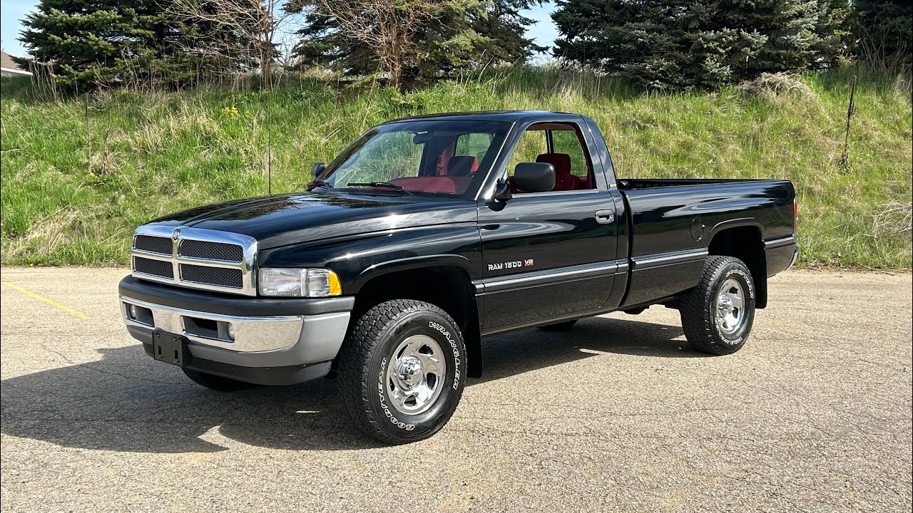 43k mile 1995 Dodge Ram 1500 - Walk Around