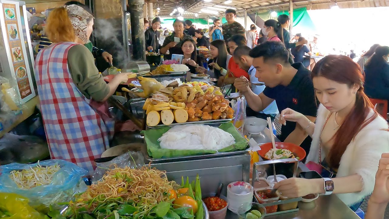 Yummy Cambodian Food Market Tour @Central Market in Phnom Penh |TourWithPapa