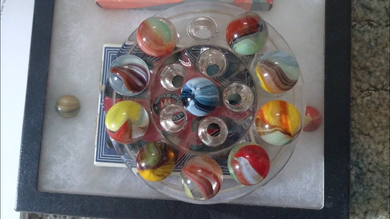 Master marble company 1930-1941 Master glass company 1941 to 1947 shooter marbles