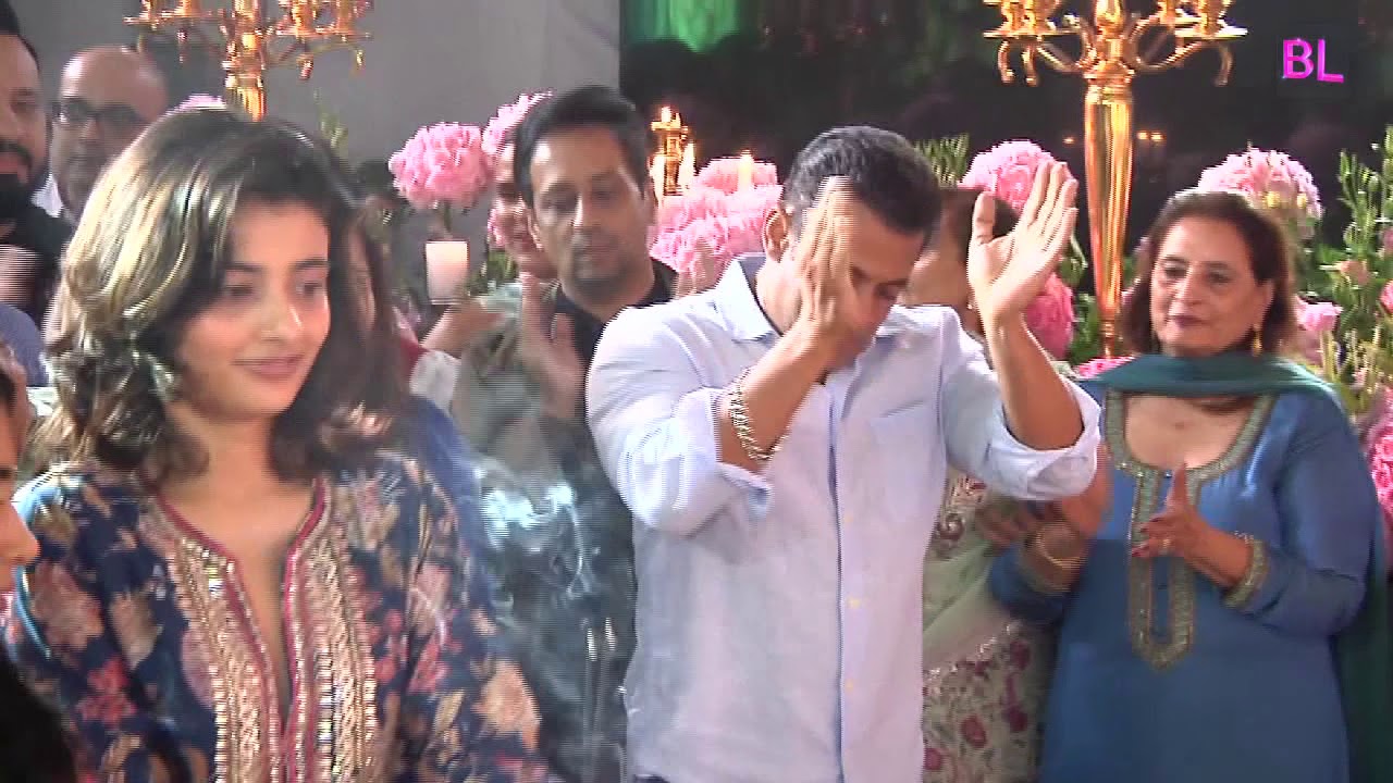 Salman Khan, Sohail Khan, Aayush Sharma, Atul Agnihotri with family at Arpita Khan’s Ganesh Visarjan