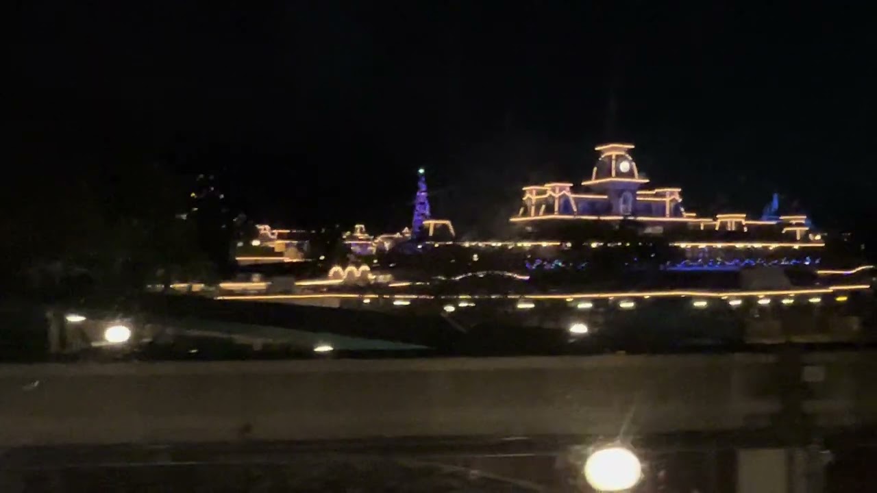 Monorail 🚝 Ride From Grand Floridian To The Magic Kingdom Then Ending At the Contemporary 