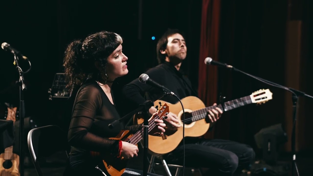 La experiencia - Mora Lucay