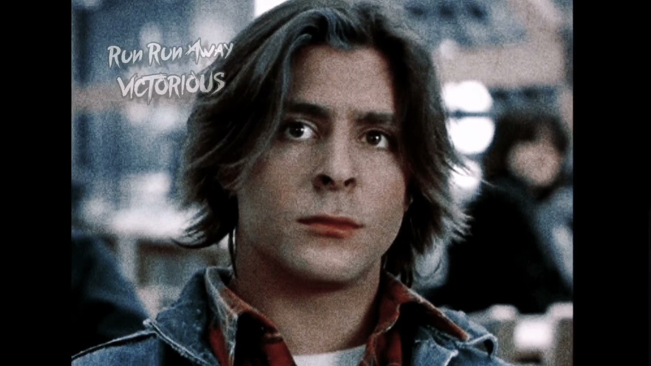 Run Run Away - Victorious (Slowed+reverb)