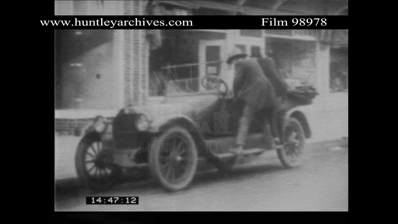 Slapstick Chase.  Archive comedy film 98978