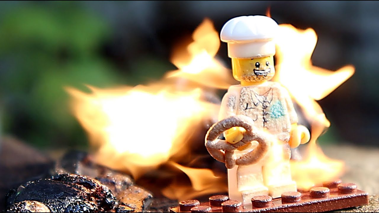 Как горит Лего конструктор Широ Сжег Lego и Китайский конструктор Lego on Fire