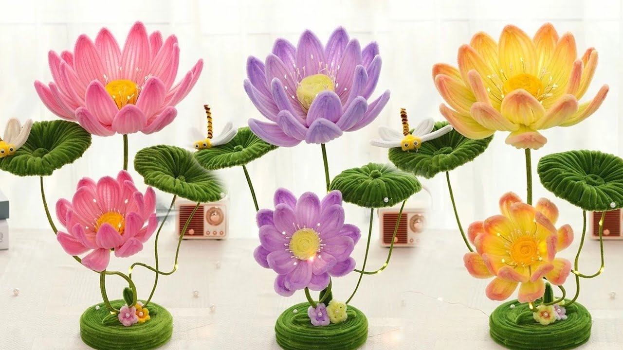 DIY Flower Lamp: Beautiful Handmade Pipe Cleaner Lotus Flower Lamp - Home Decor - Pipe Cleaner Craft
