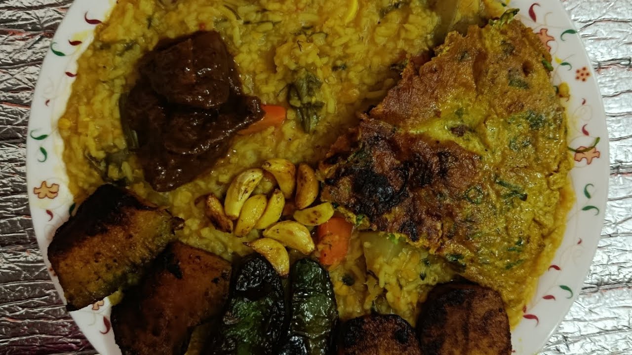কন কনে শীতে গরম গরম সবজি খিচুড়ি খেতে কার না ভালো লাগে 🥶🍲 #vegetablekhichurirecipe #cooking #food 