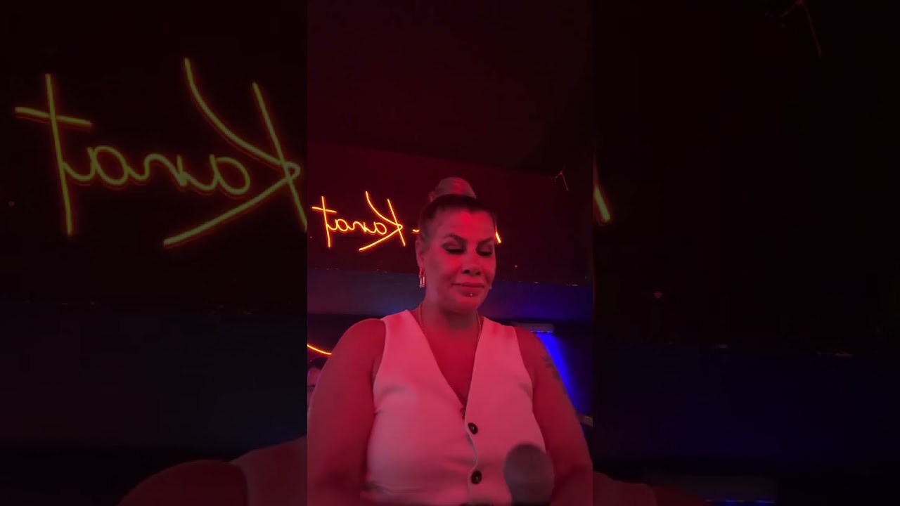 Hülya Evrensel Sen Karda Ben Zarardayım (Canlı Performans) 