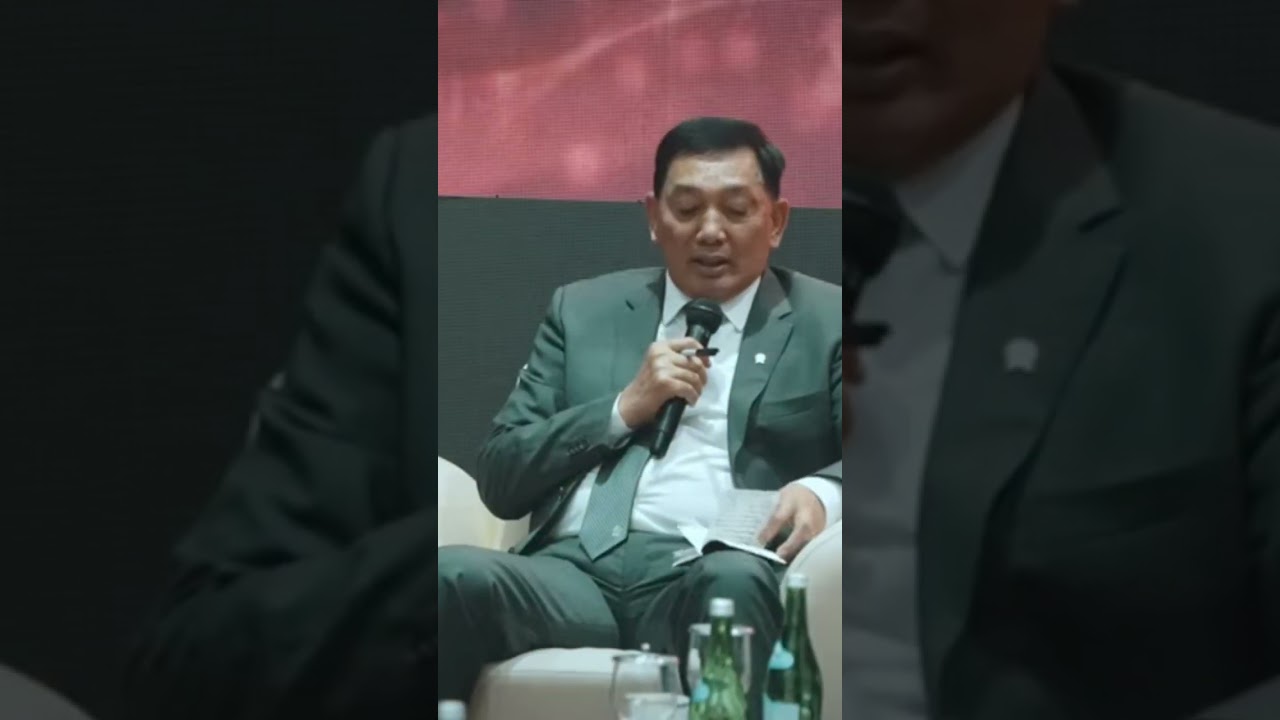Momen MenHan Safrie Syamsuddin Silaturrahmi Ke Mabes TNI Disambut Upacara Militer