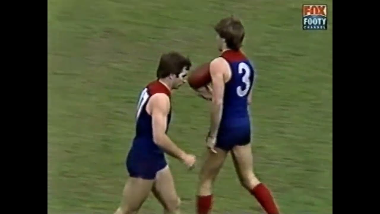 Gerard Healy - 1982, Rd 22 - Melbourne v Sydney